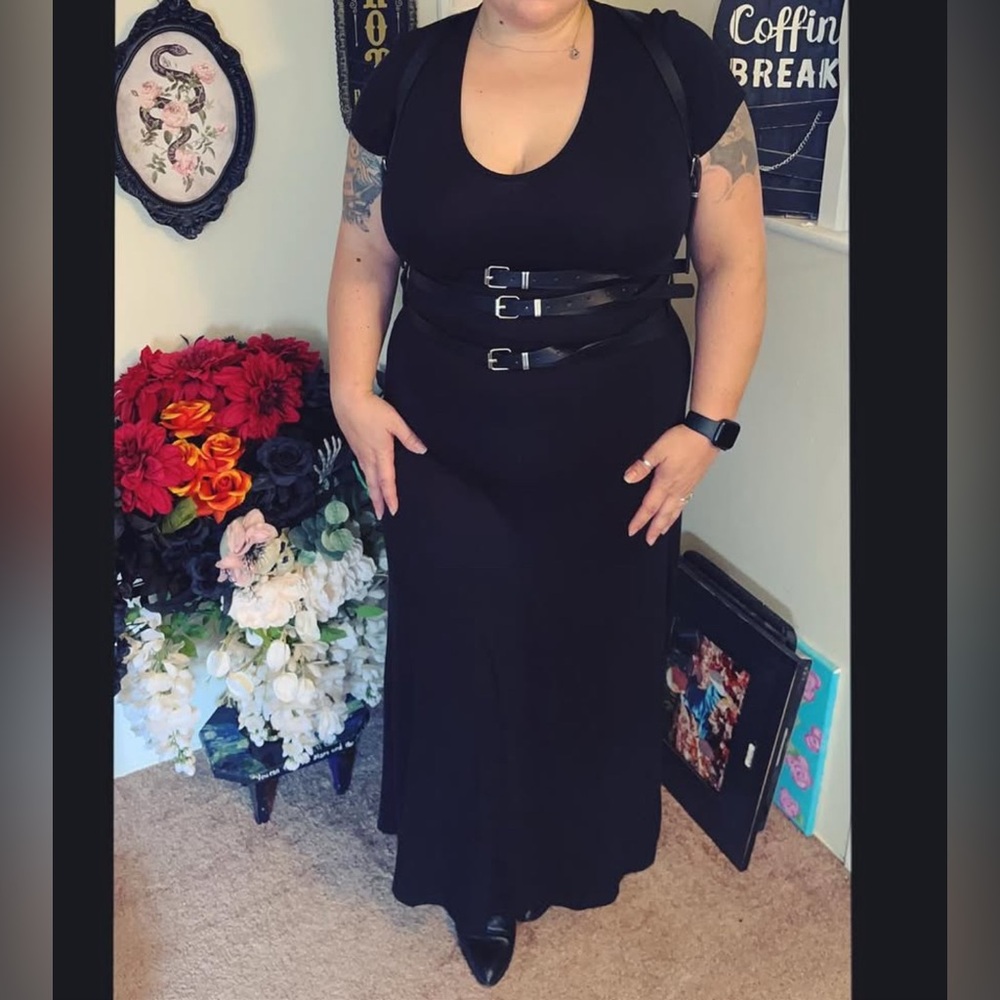 Foxblood v neck maxi dress